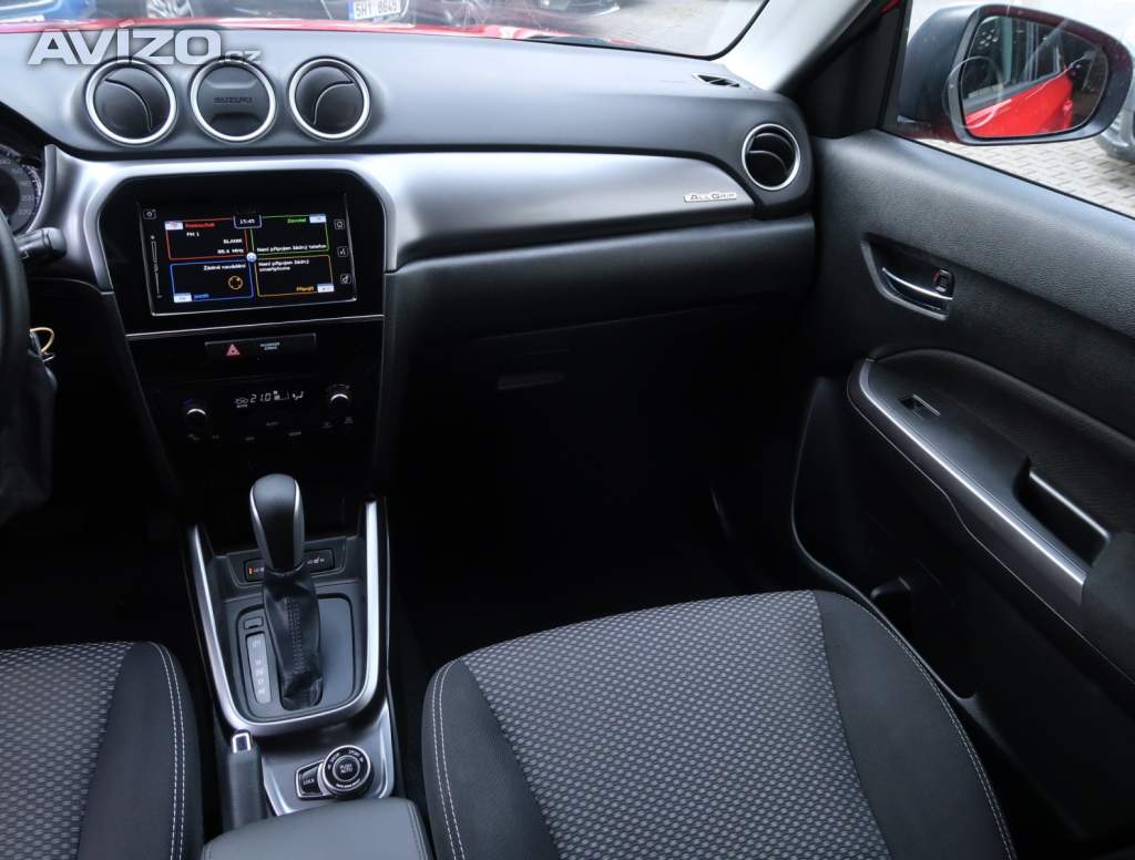 Foto inzerátu Suzuki Vitara 1.0 BoosterJet