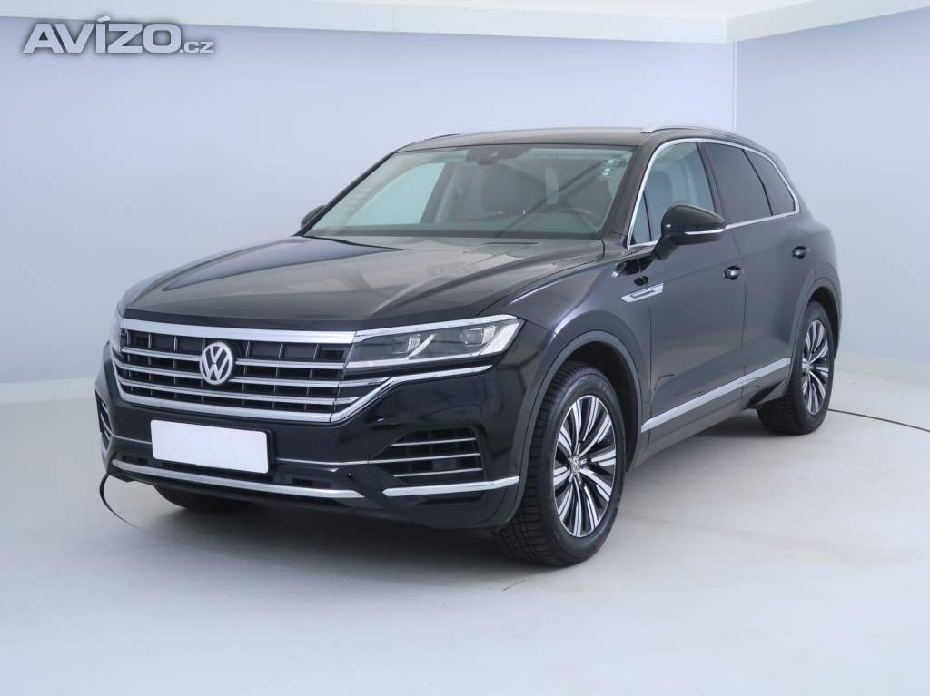 Foto inzerátu Volkswagen Touareg 3.0 TDI