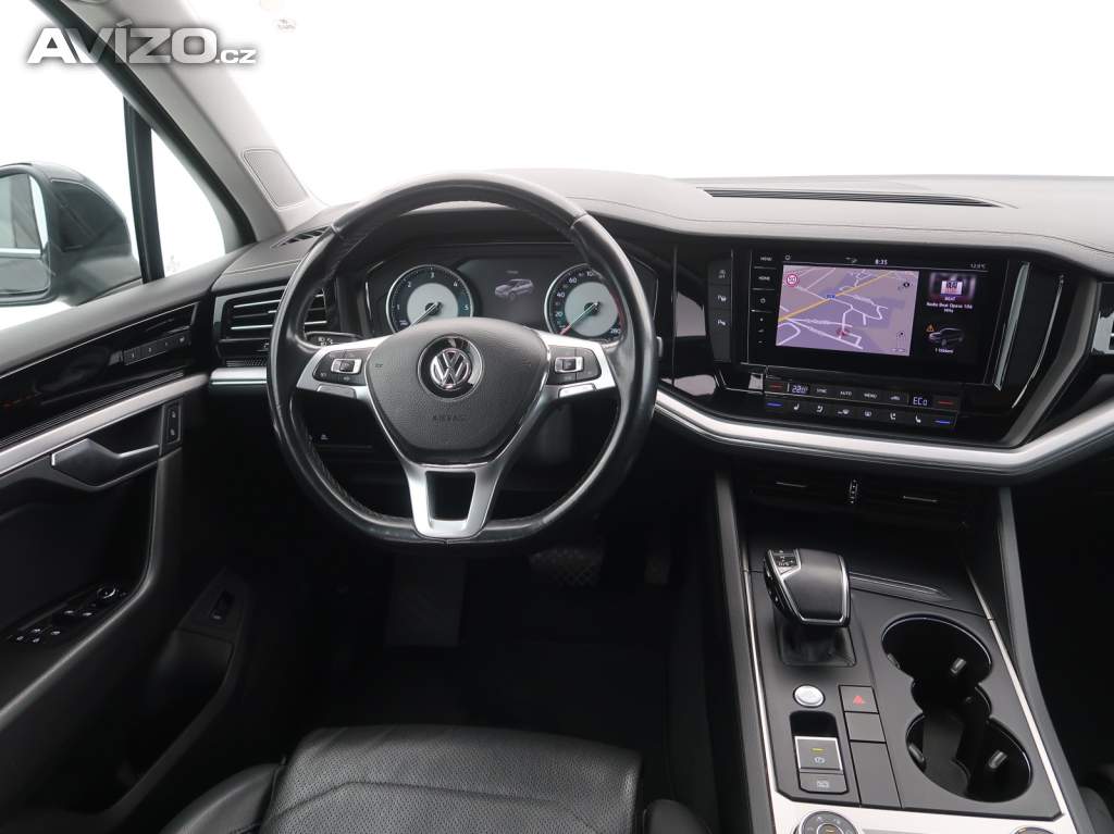 Foto inzerátu Volkswagen Touareg 3.0 TDI