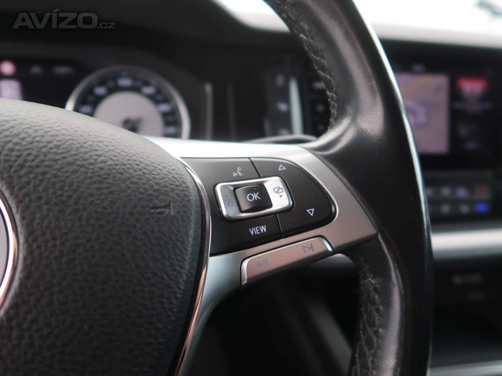 Foto inzerátu Volkswagen Touareg 3.0 TDI