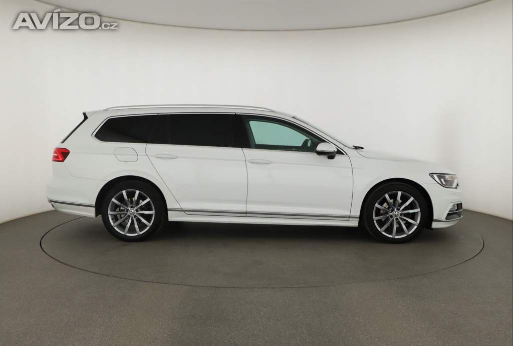 Foto inzerátu Volkswagen Passat 2.0 TDI