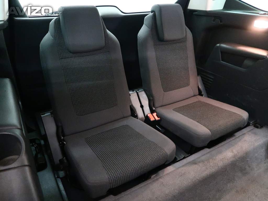 Foto inzerátu Peugeot 5008 1.6 HDi