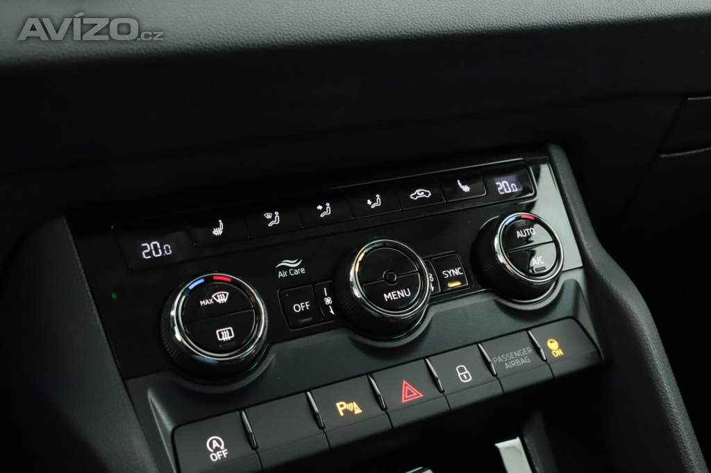 Foto inzerátu Škoda Karoq 1.5 TSI