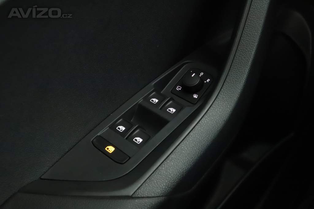 Foto inzerátu Škoda Karoq 1.5 TSI