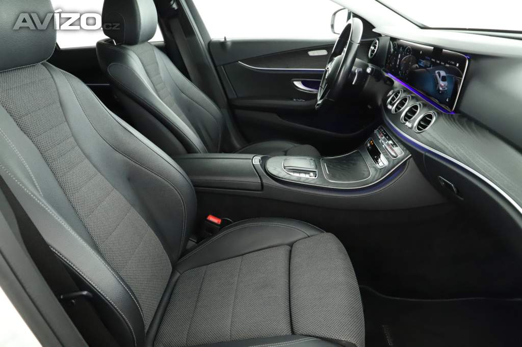 Foto inzerátu Mercedes-Benz Třídy E E 220 d 4MATIC