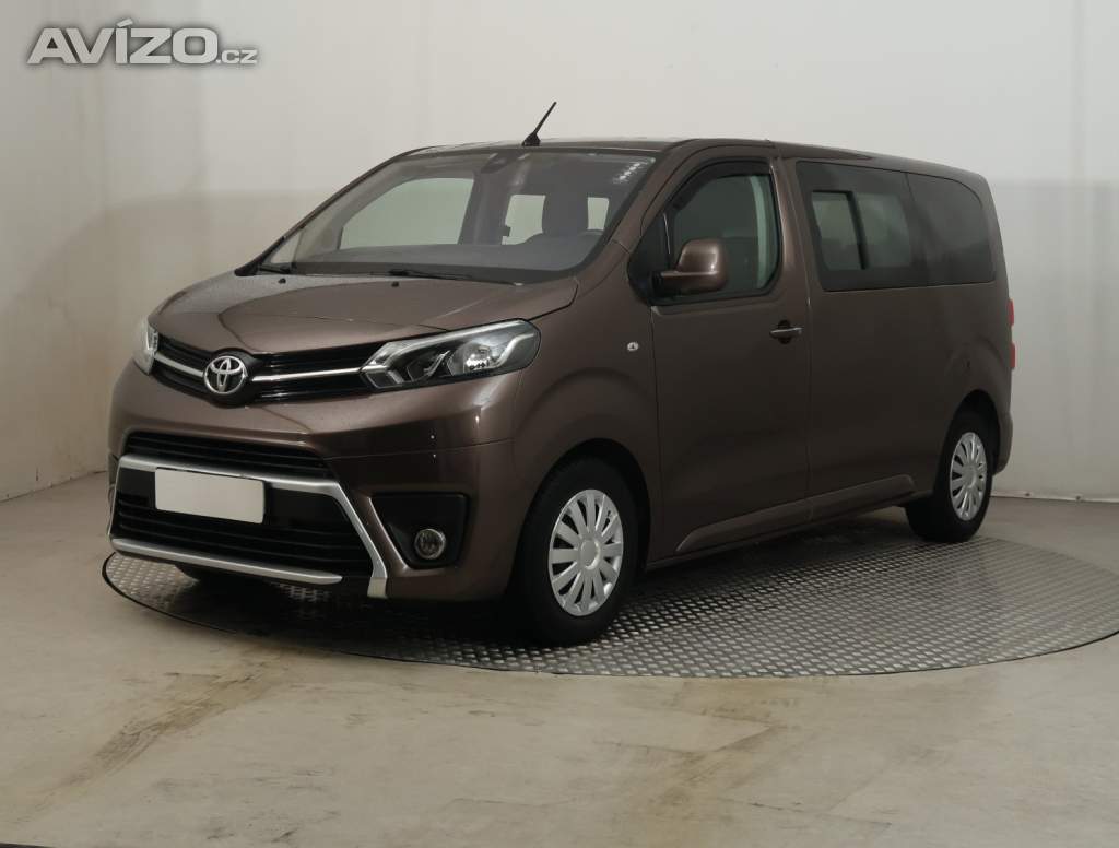 Foto inzerátu Toyota ProAce Verso 2.0 D-4D