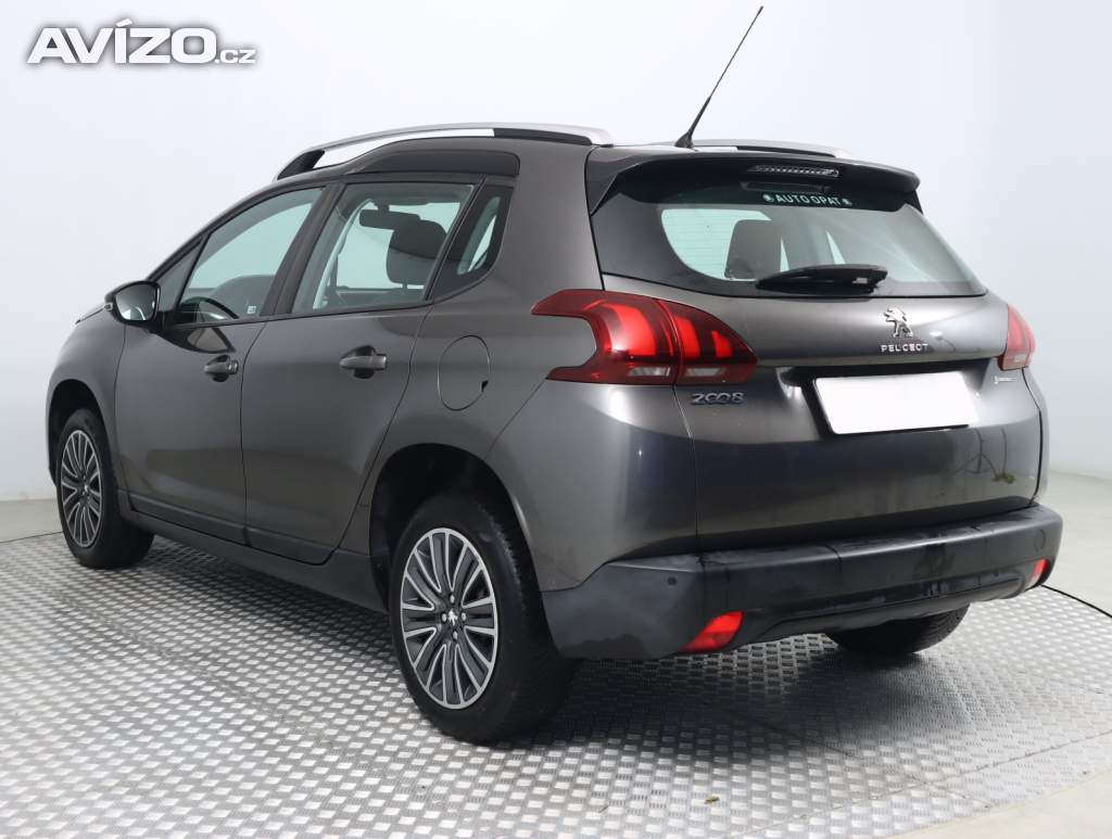 Foto inzerátu Peugeot 2008 1.2 PureTech