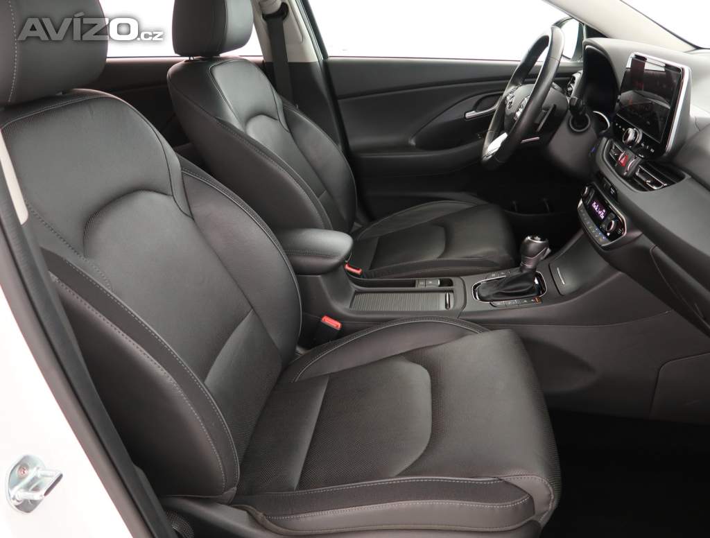 Foto inzerátu Hyundai i30 Fastback 1.6 CRDi MHEV