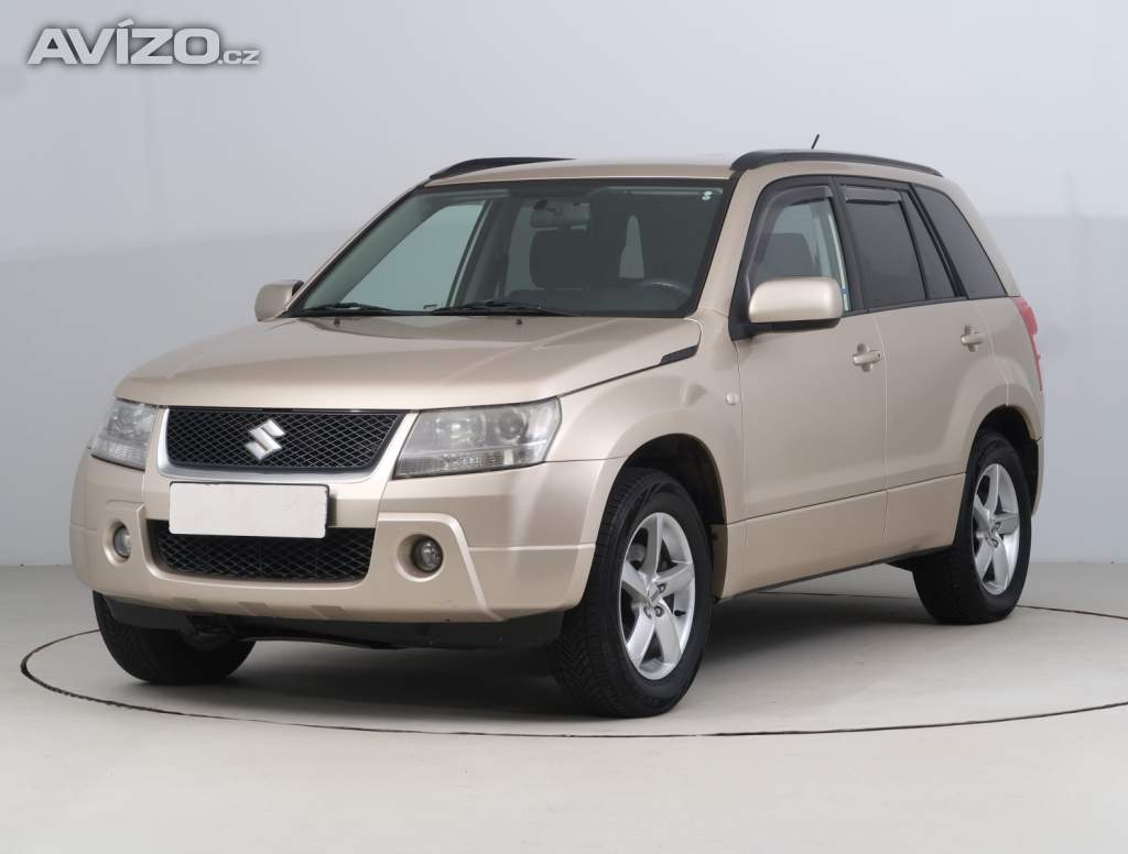 Foto inzerátu Suzuki Grand Vitara 2.0