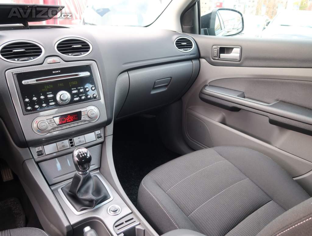 Foto inzerátu Ford Focus 1.6 i