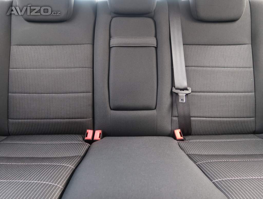 Foto inzerátu Ford Focus 1.6 i