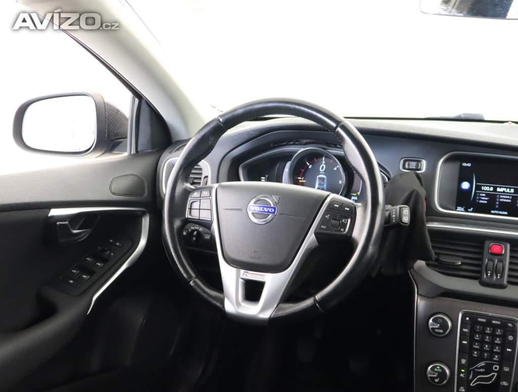 Foto inzerátu Volvo V40 2.0 D4