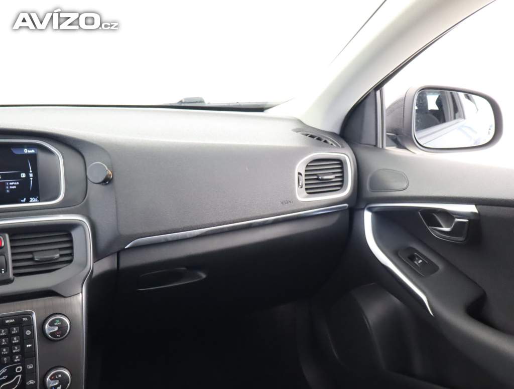 Foto inzerátu Volvo V40 2.0 D4