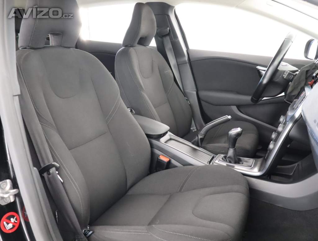 Foto inzerátu Volvo V40 2.0 D4