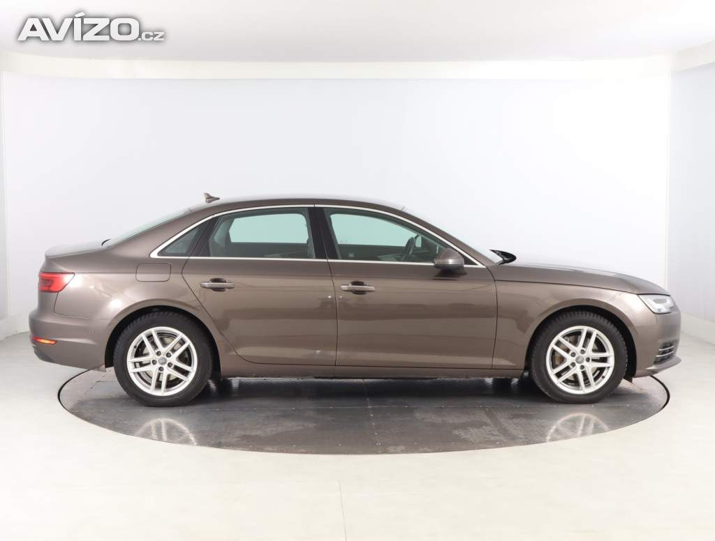 Foto inzerátu Audi A4 2.0 TDI