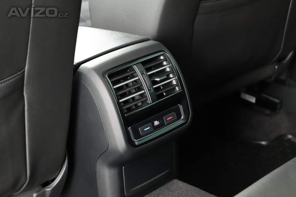 Foto inzerátu Volkswagen Passat 2.0 TDI