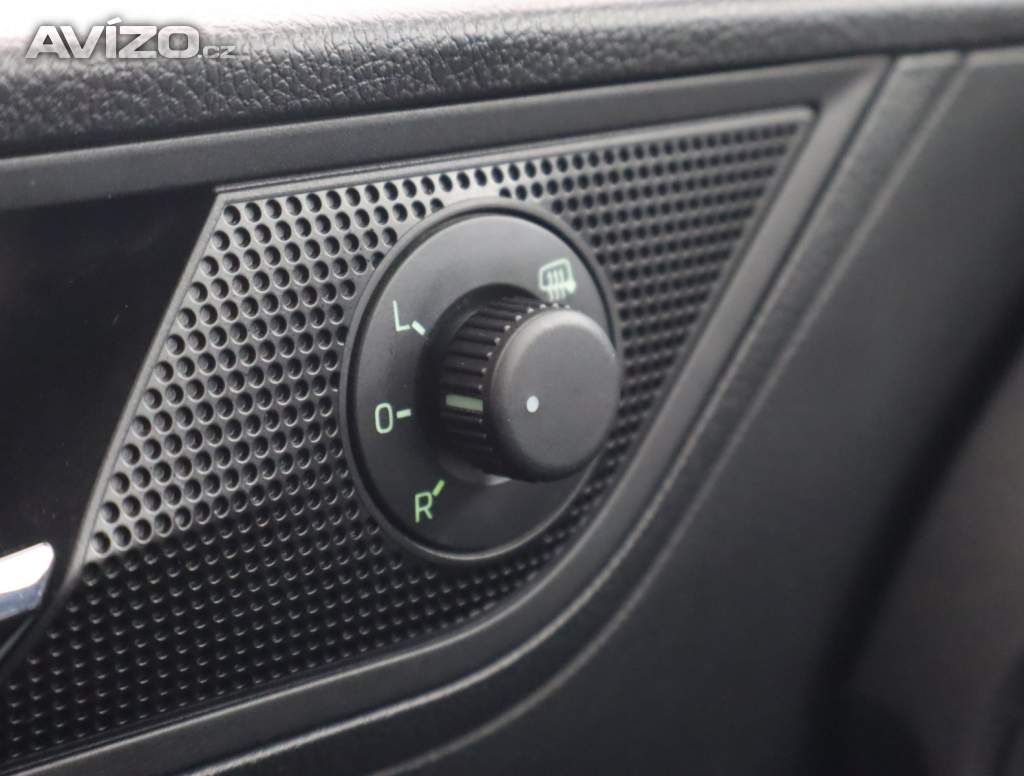 Foto inzerátu Škoda Rapid 1.0 TSI