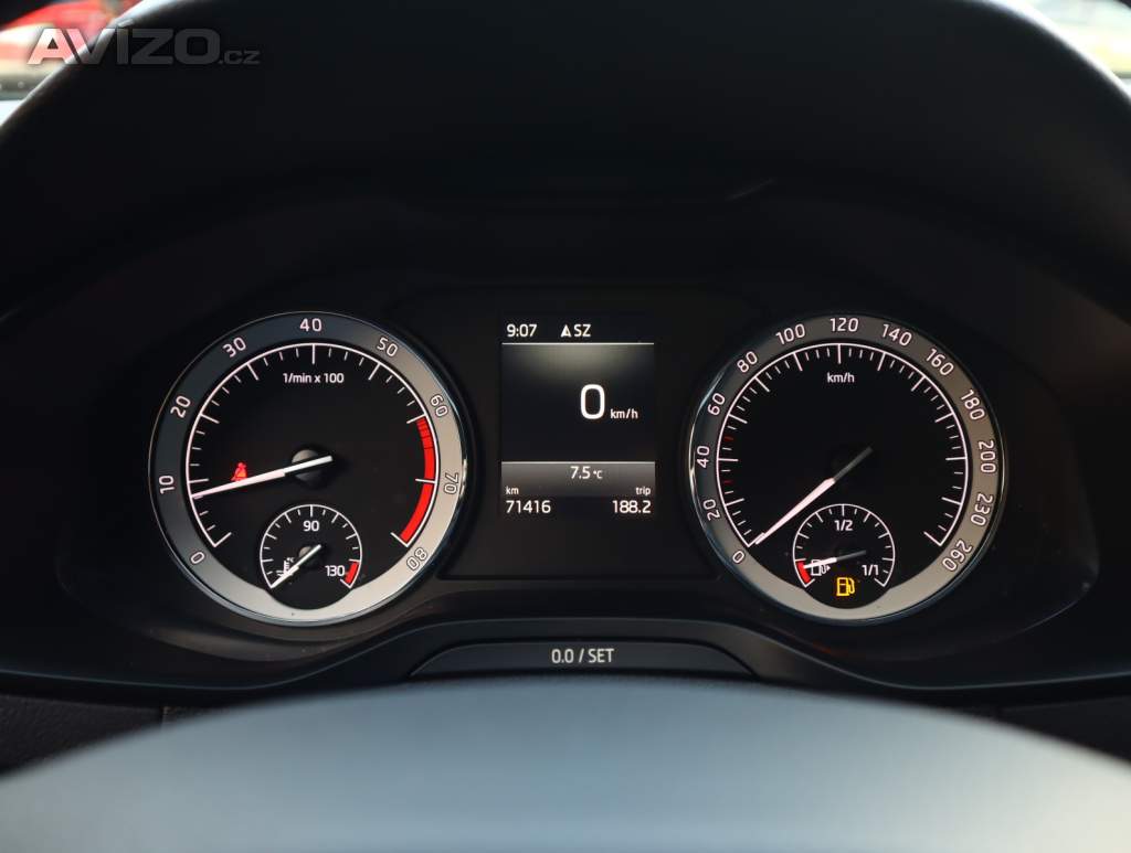 Foto inzerátu Škoda Karoq 1.5 TSI