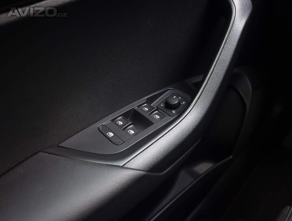 Foto inzerátu Škoda Karoq 1.5 TSI