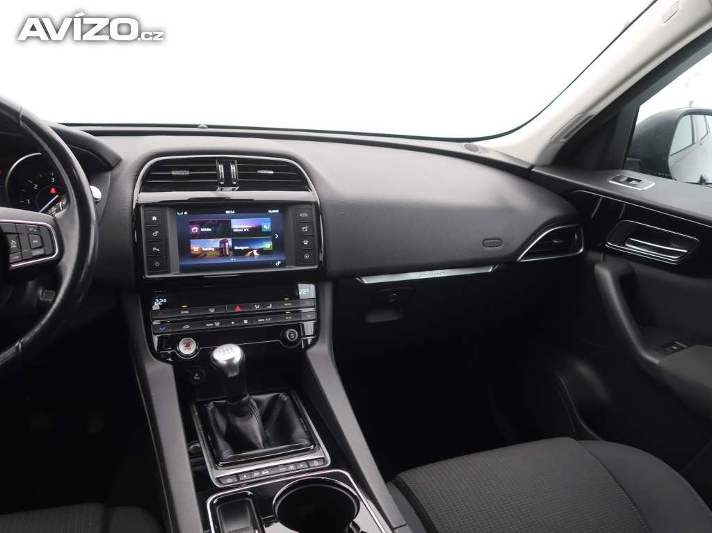 Foto inzerátu Jaguar F-Pace 20d AWD