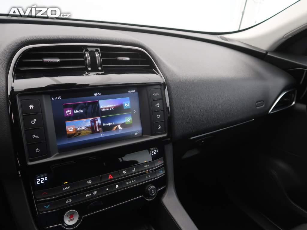 Foto inzerátu Jaguar F-Pace 20d AWD