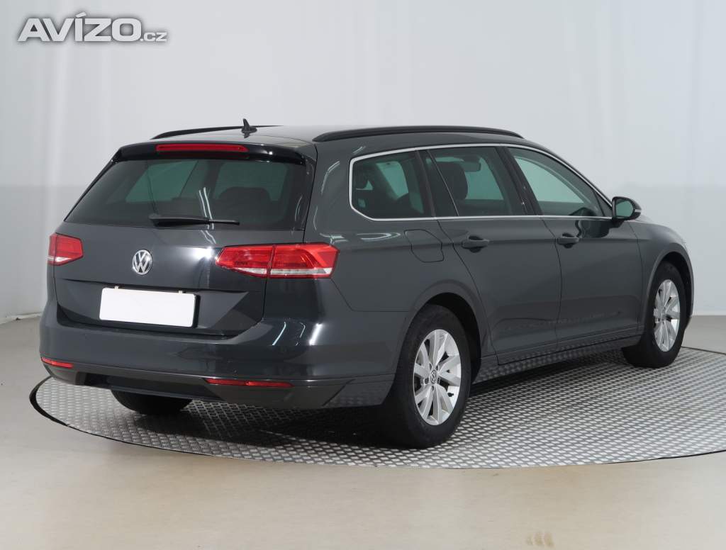 Foto inzerátu Volkswagen Passat 2.0 TDI