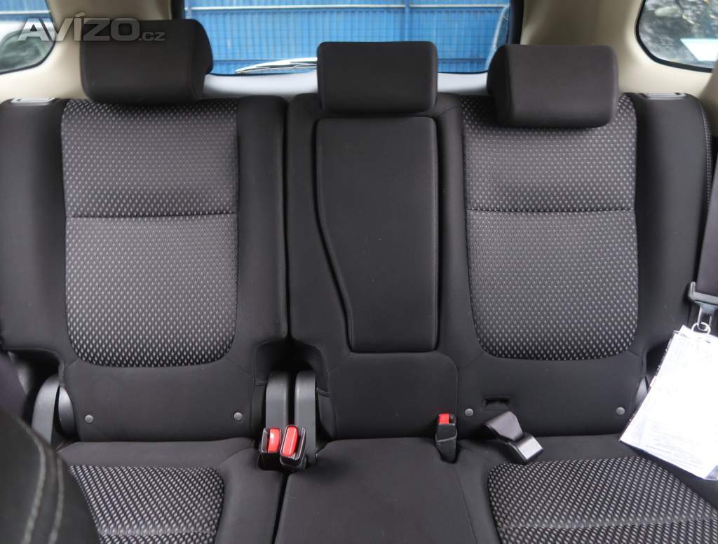 Foto inzerátu Mitsubishi Outlander 2.0