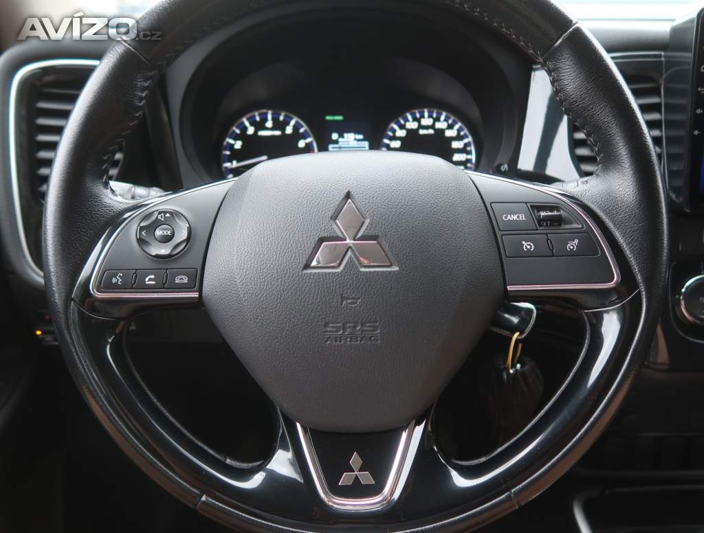 Foto inzerátu Mitsubishi Outlander 2.0