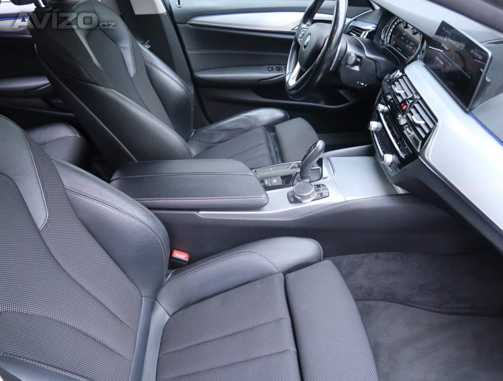 Foto inzerátu BMW Řada 5 530i