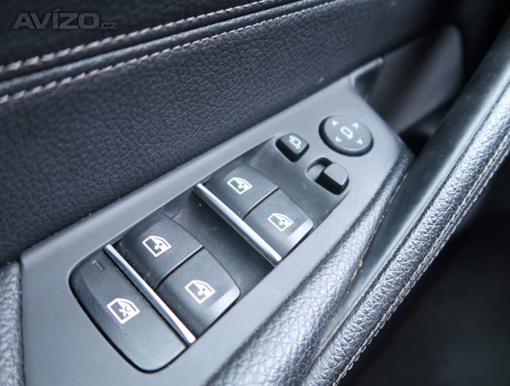 Foto inzerátu BMW Řada 5 530i