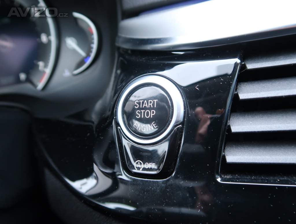 Foto inzerátu BMW Řada 5 530i