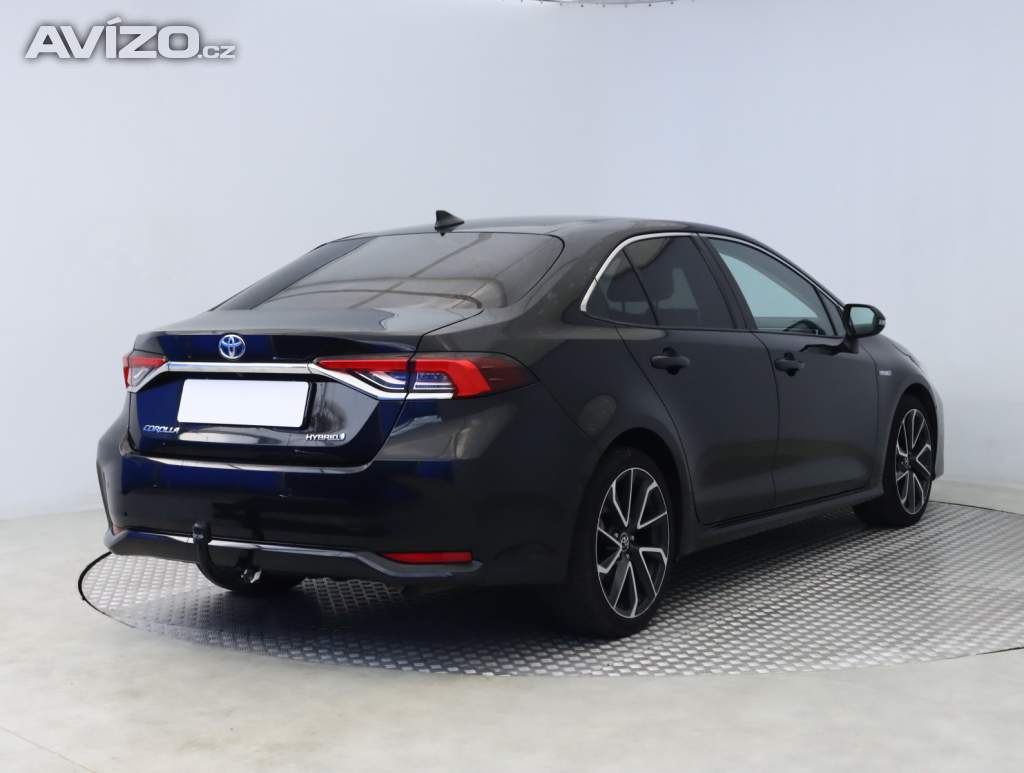 Foto inzerátu Toyota Corolla 1.8 Hybrid