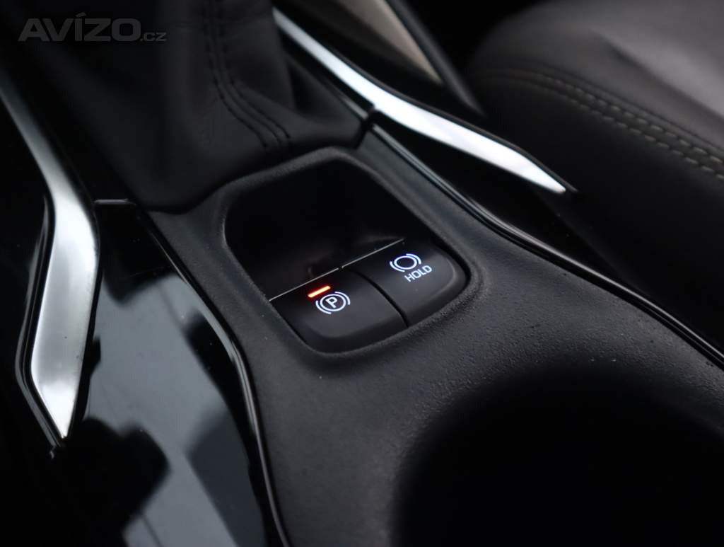 Foto inzerátu Toyota Corolla 1.8 Hybrid