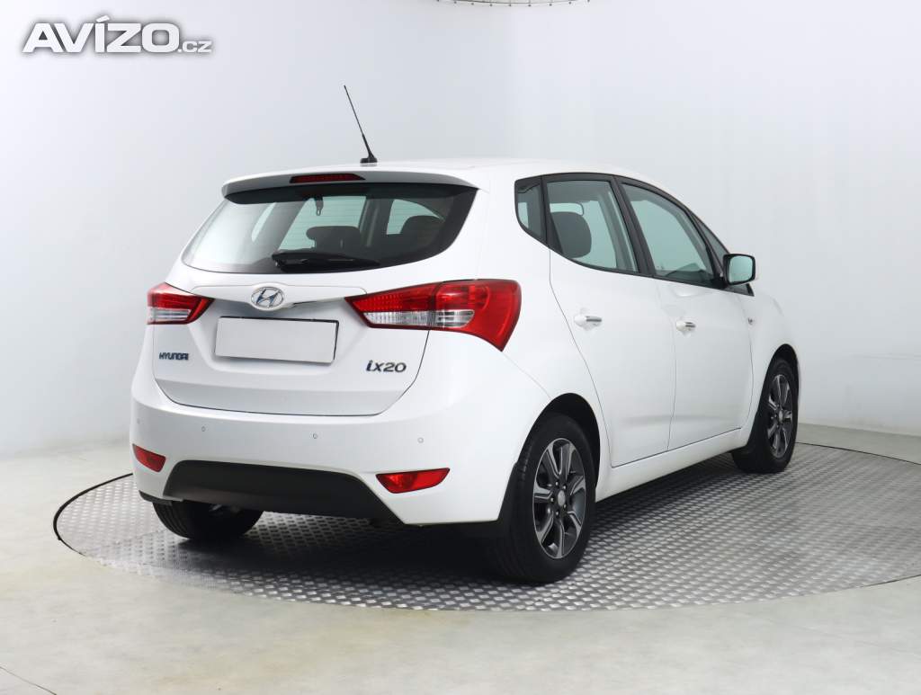 Foto inzerátu Hyundai ix20 1.6 CVVT