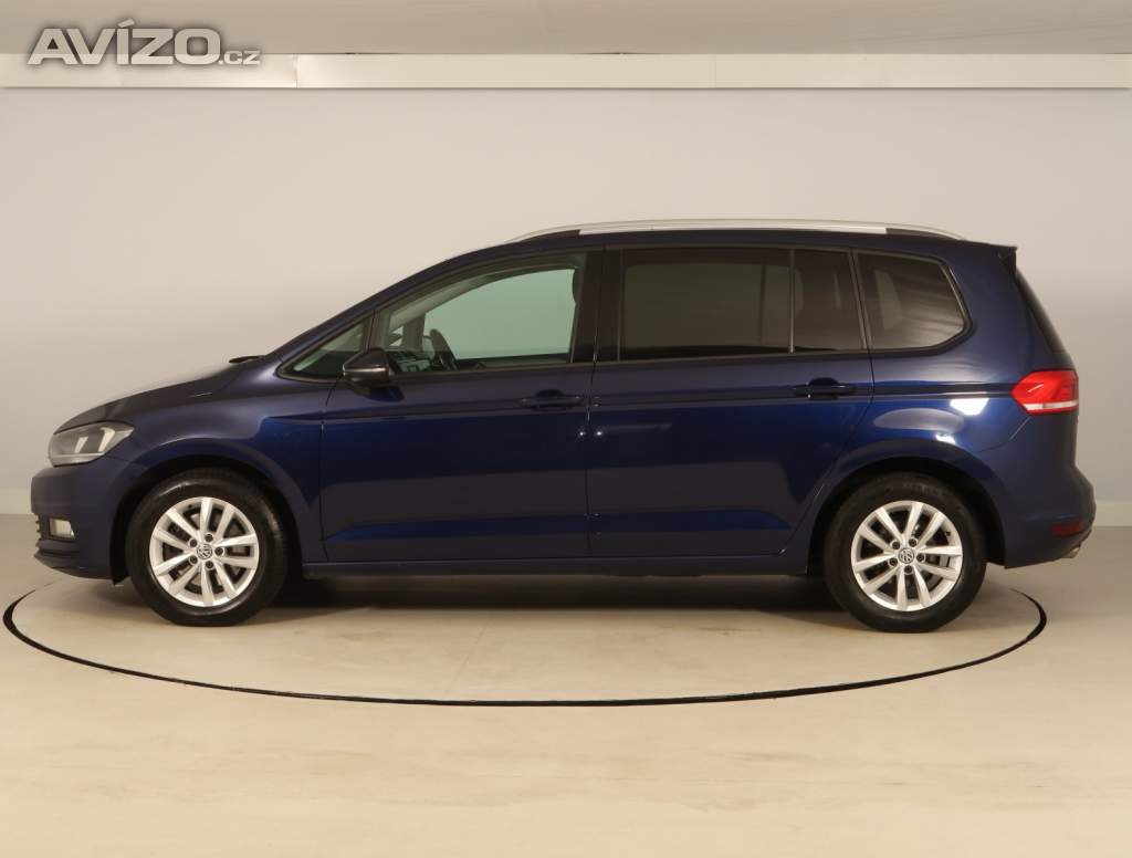Foto inzerátu Volkswagen Touran 2.0 TDI