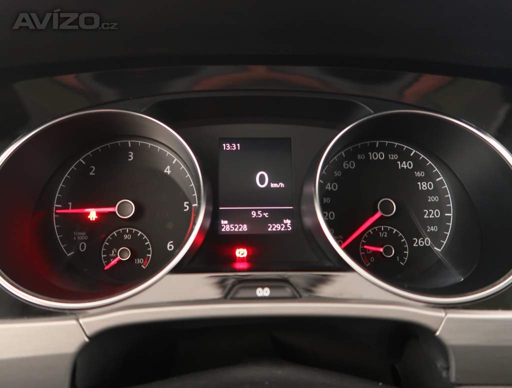 Foto inzerátu Volkswagen Touran 2.0 TDI