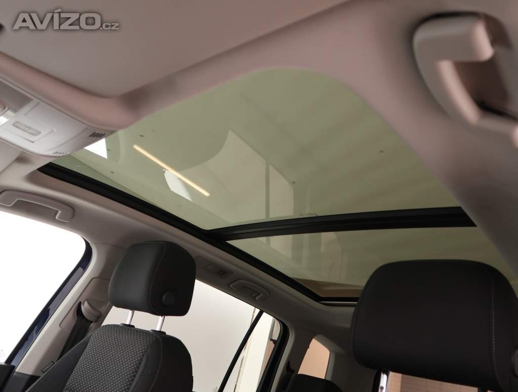 Foto inzerátu Volkswagen Touran 2.0 TDI