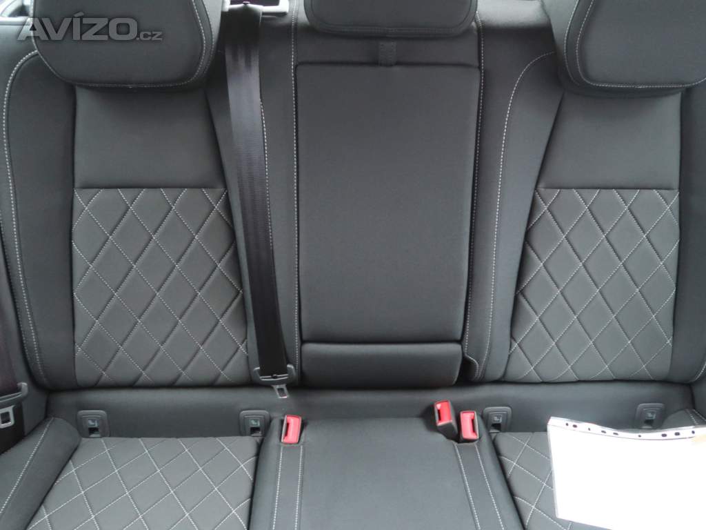 Foto inzerátu Škoda Karoq 1.5 TSI