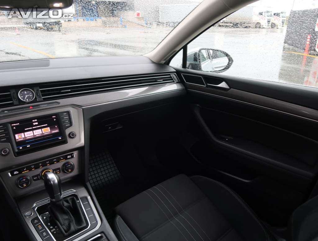 Foto inzerátu Volkswagen Passat 2.0 TDI