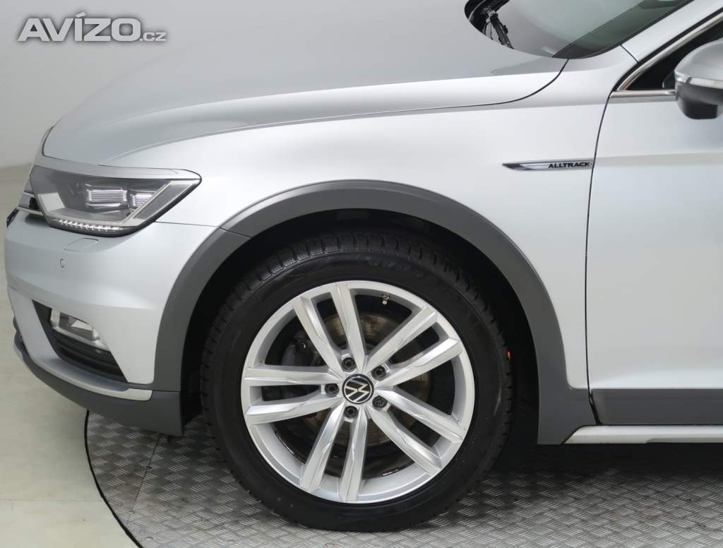 Foto inzerátu Volkswagen Passat 2.0 TDI
