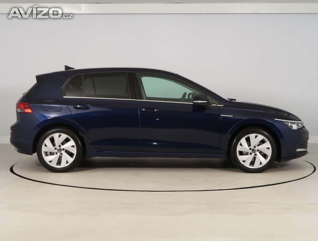 Foto inzerátu Volkswagen Golf 1.5 eTSI