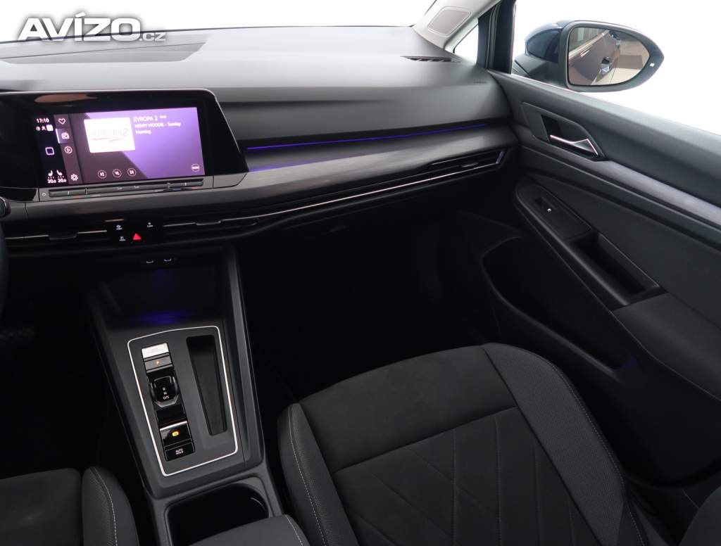 Foto inzerátu Volkswagen Golf 1.5 eTSI