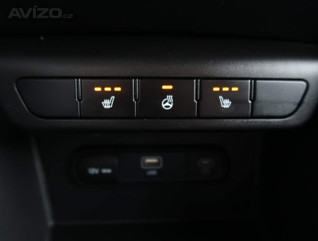 Foto inzerátu Kia Sportage 1.6 T-GDI MHEV