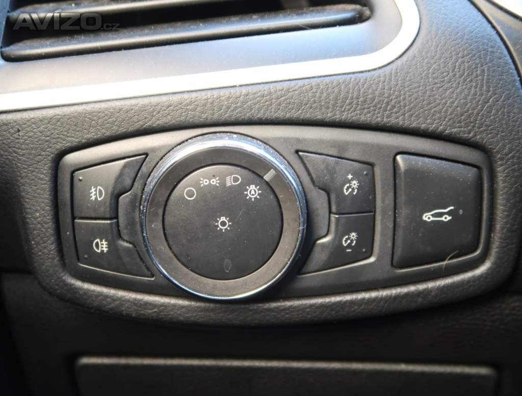 Foto inzerátu Ford Edge 2.0 Bi-TDCI