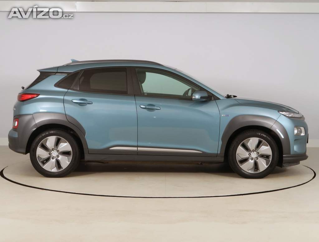 Foto inzerátu Hyundai Kona Electric 64 kWh