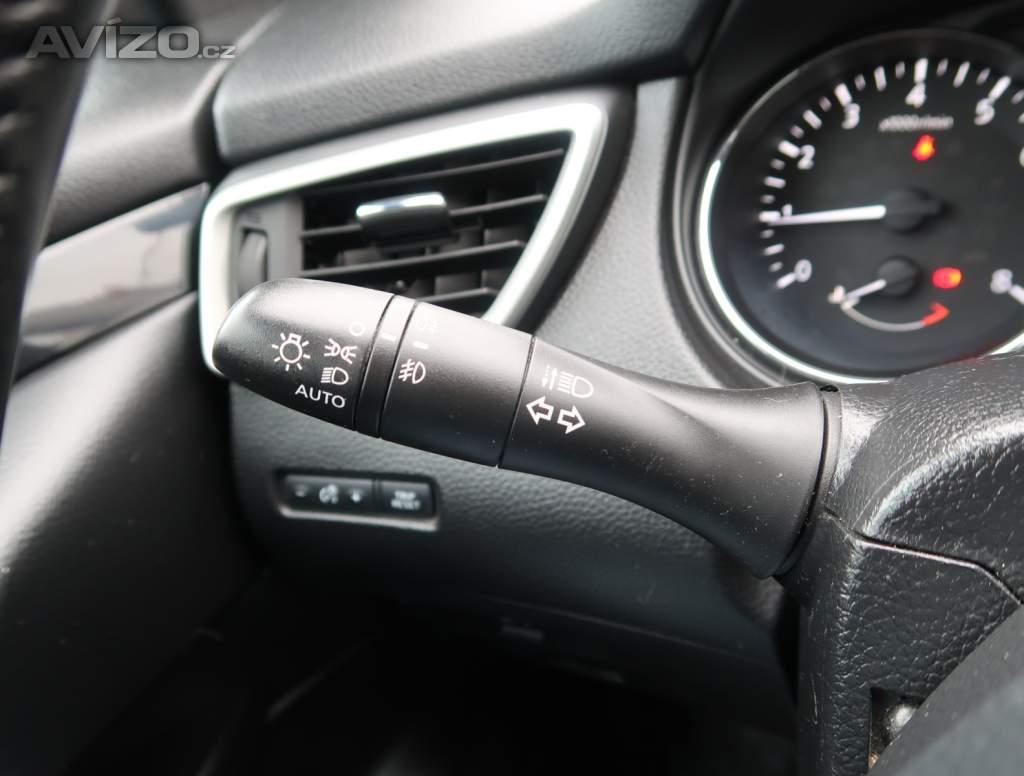 Foto inzerátu Nissan Qashqai 1.2 DIG-T