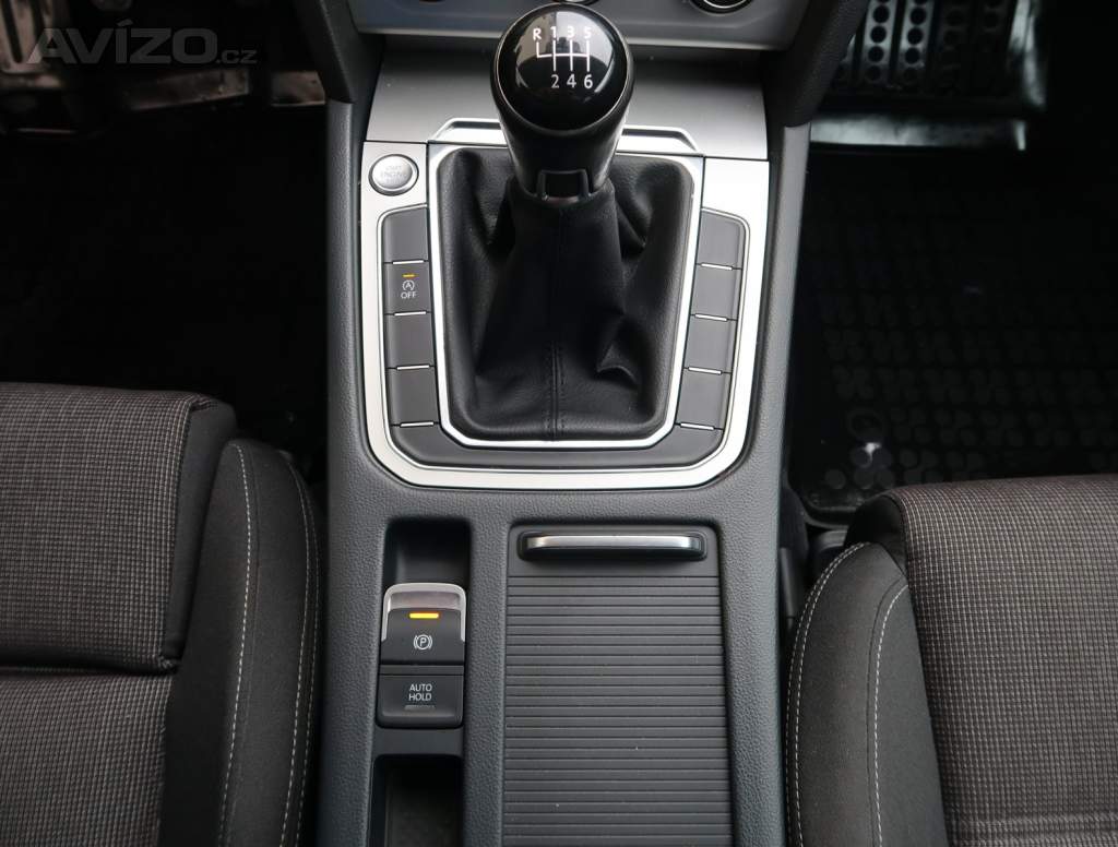 Foto inzerátu Volkswagen Passat 1.6 TDI