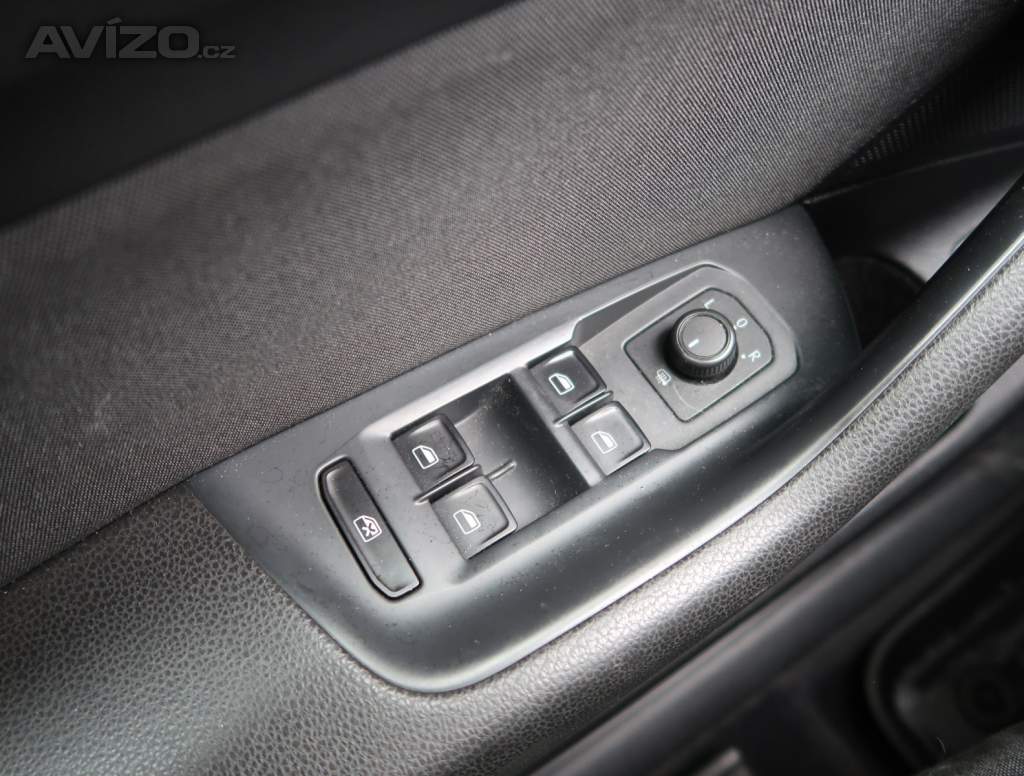 Foto inzerátu Volkswagen Passat 1.6 TDI