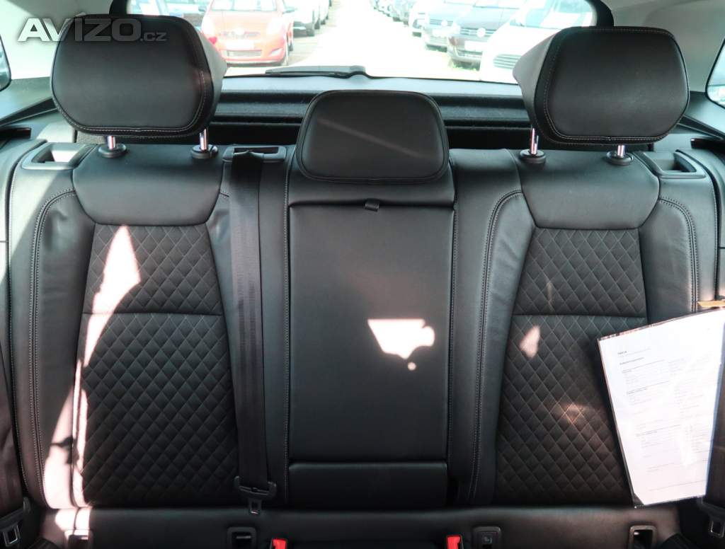 Foto inzerátu Škoda Karoq 1.5 TSI