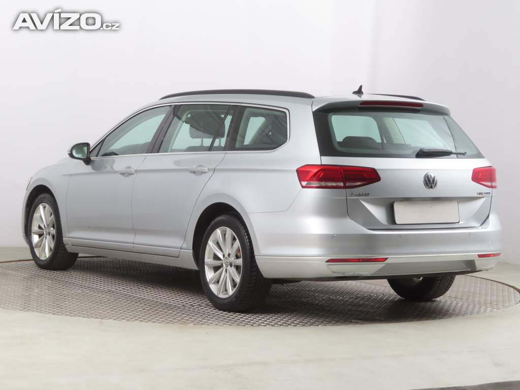 Foto inzerátu Volkswagen Passat 1.6 TDI